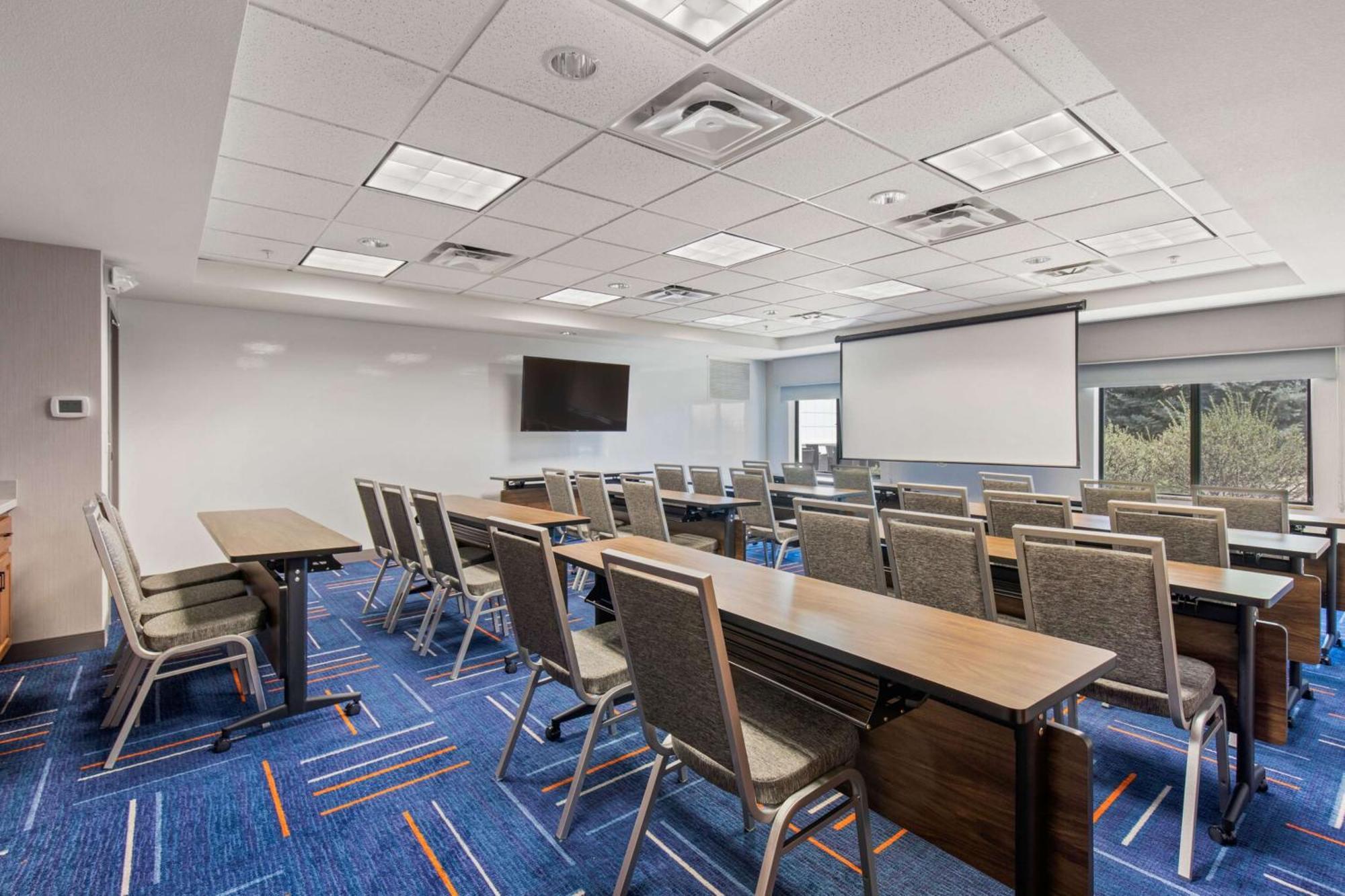 Hampton Inn & Suites Greeley Esterno foto